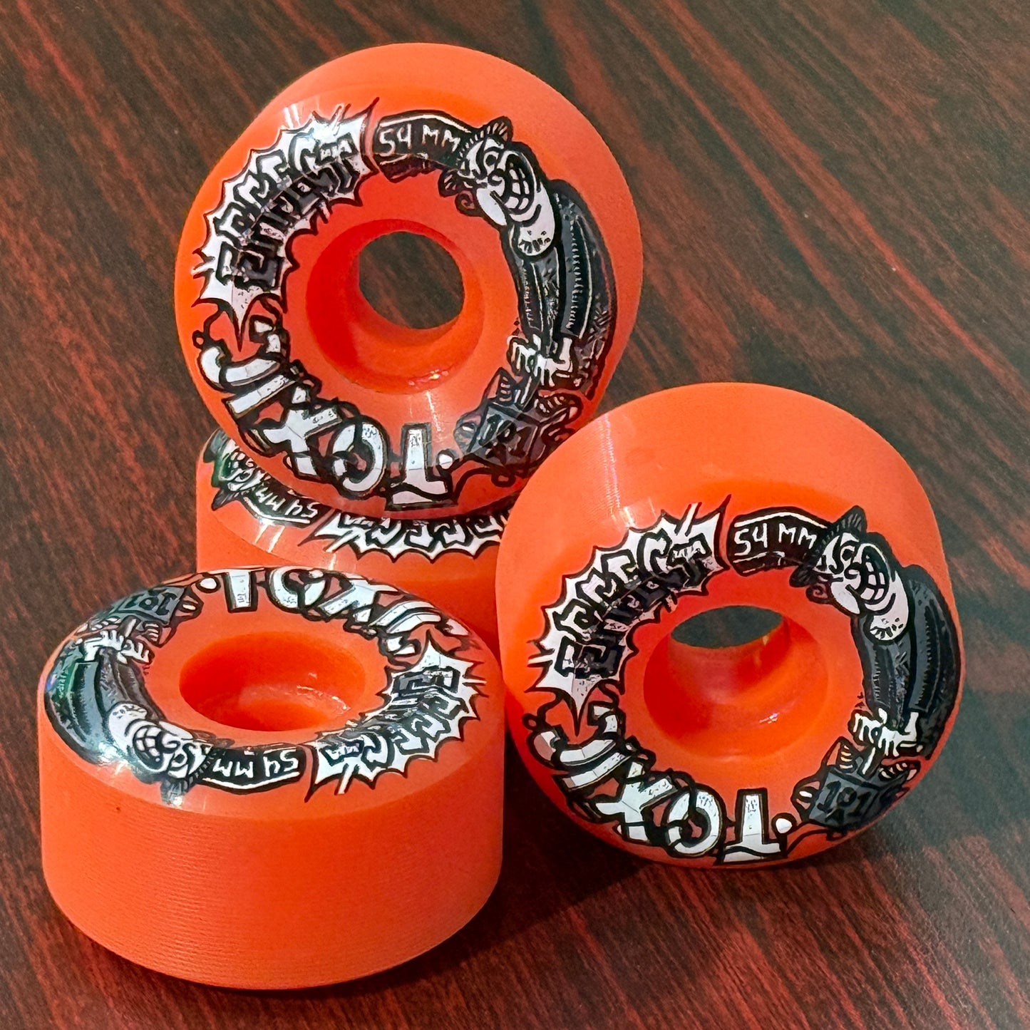 Toxic Skateboards – Effect Superthane Wheels (54mm 101a Orange Retro 4-Pack)